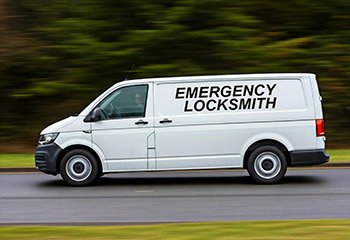 locksmith vehicle